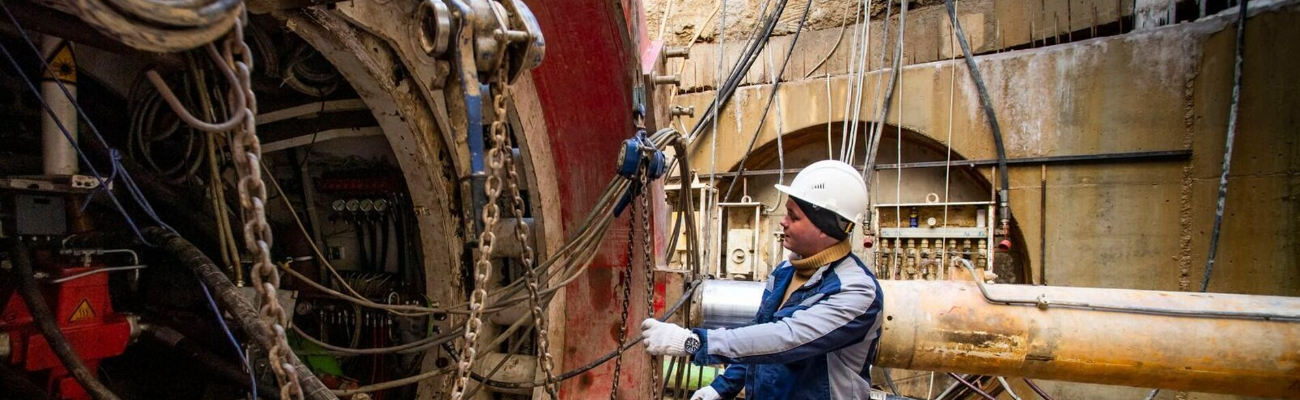 Horizontal Tunneling Thrust Boring